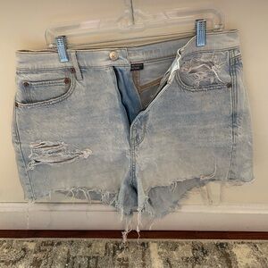 American Eagle Highest Rise 90s BF Short